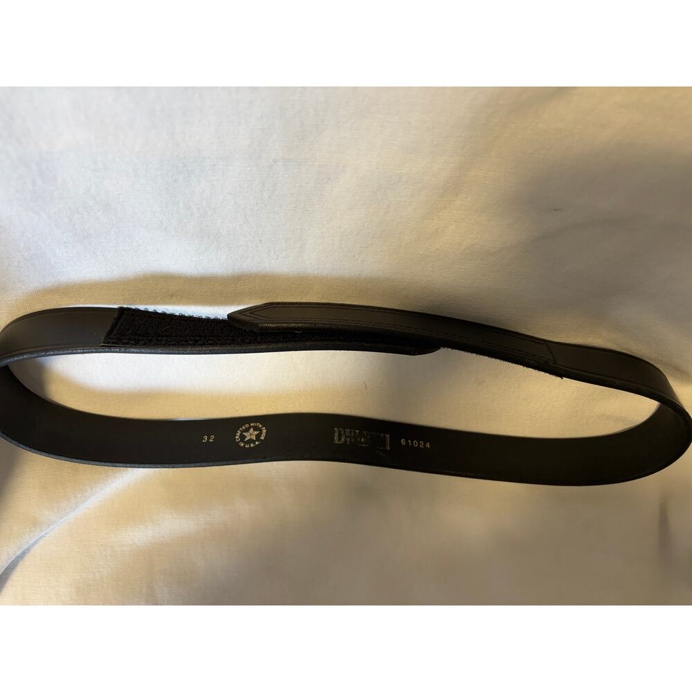Duluth Trading Co Men's Black Leather Hook & Loop Belt Size 32 Crafted in USA